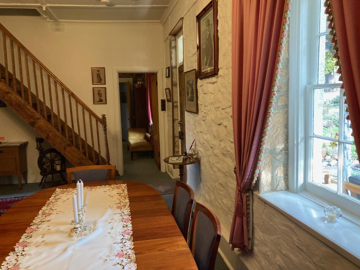 Orford'S Sanda House B&B Екстериор снимка