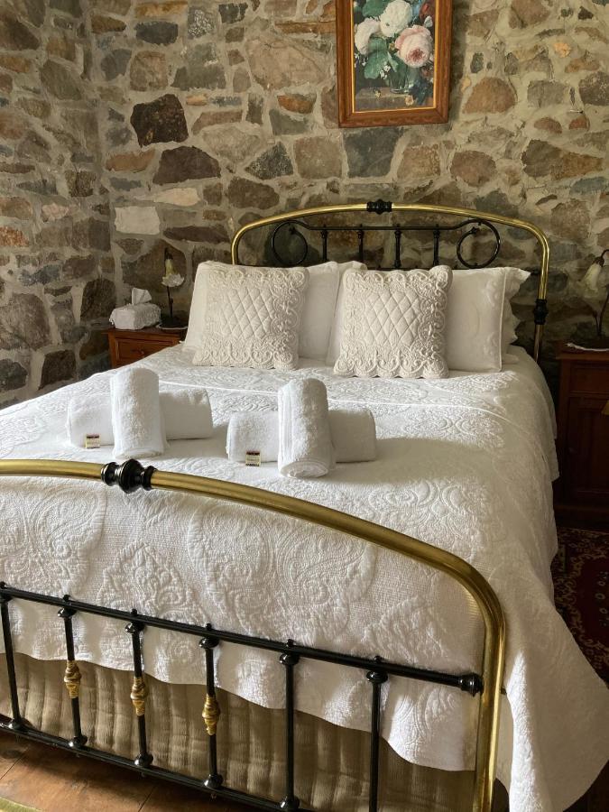 Orford'S Sanda House B&B Екстериор снимка