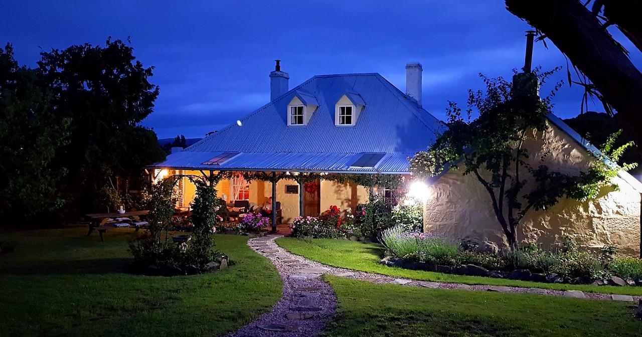 Orford'S Sanda House B&B Екстериор снимка